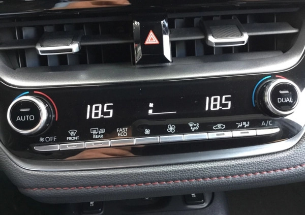 Toyota Corolla cena 89900 przebieg: 141476, rok produkcji 2019 z Świebodzin małe 326